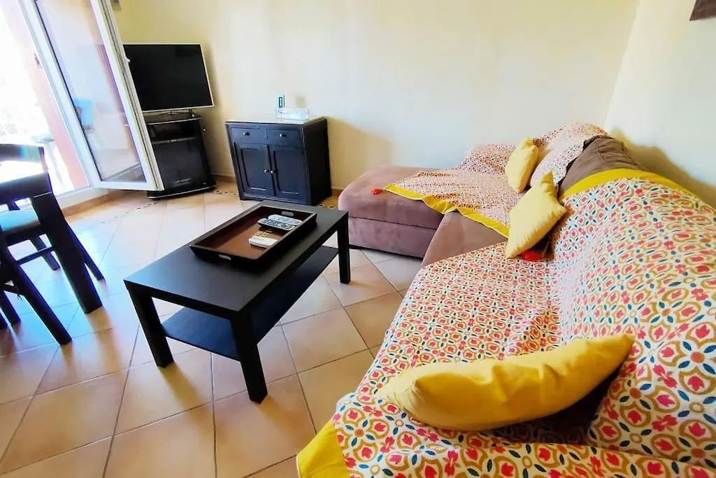 Appartement LE PRADET 50m de la plage T2 tout confort LESCLESDENICOLE France