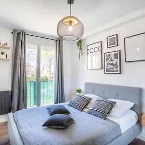 L'app'art -moderne&cosy -pradet Centre&proche Des Plages Appartement